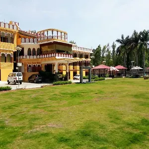 *** Hotel Rishika Clarks India